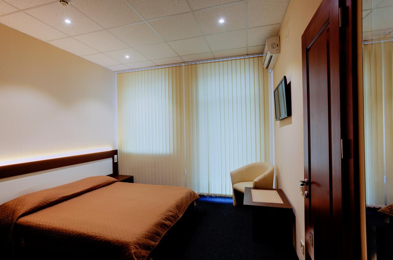 Comfort Hotel&Hostel Zaporizhia Buitenkant foto