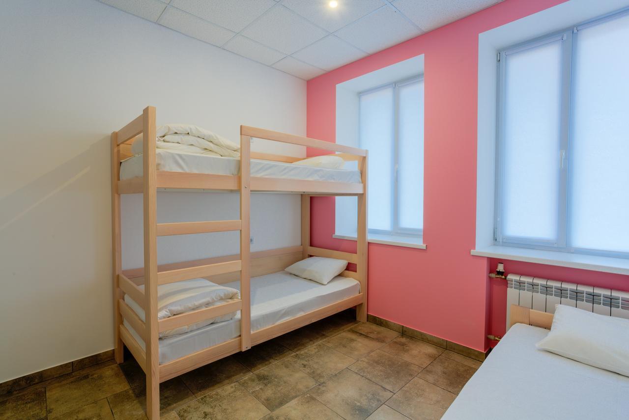 Comfort Hotel&Hostel Zaporizhia Buitenkant foto